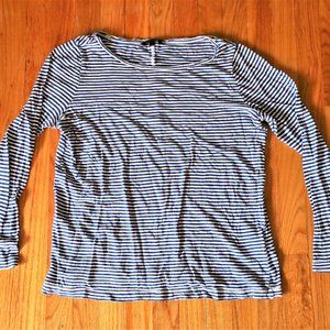 Banana Republic Women's Blue and White Striped Long Sleeve Size L